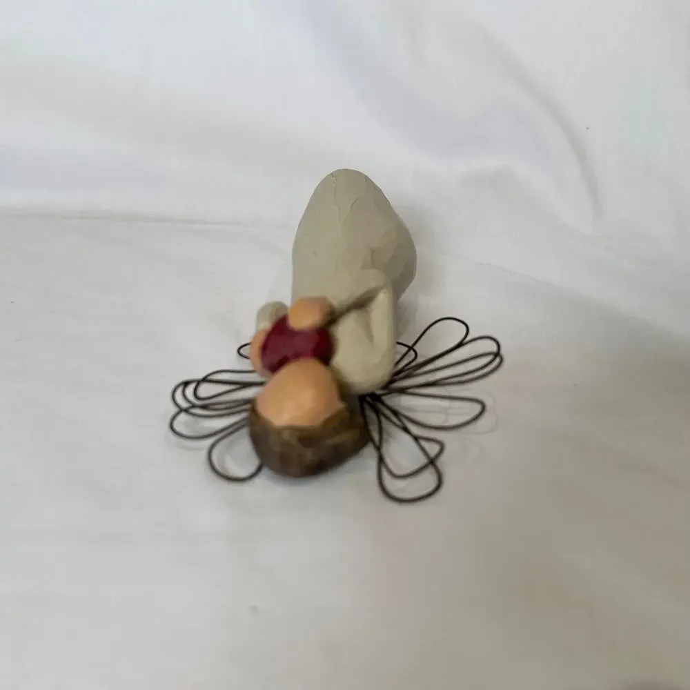 Willow Tree Angel of the Heart Susan Lordi Demdaco 2000 Figurine Collectible